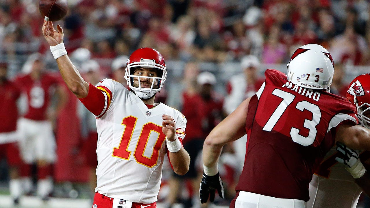 Daniel leads Chiefs to exhibition win over Cardinals